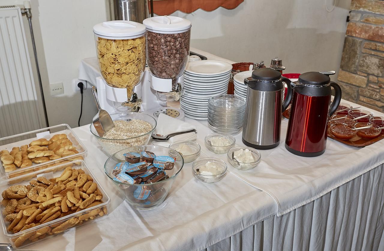 Hotel Atrapos Kissos  Ngoại thất bức ảnh