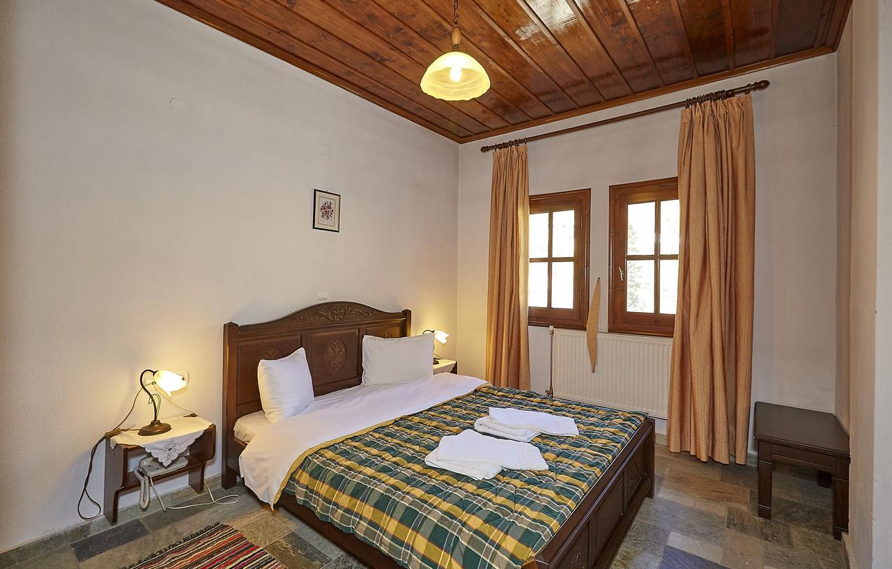 Hotel Atrapos Kissos  Ngoại thất bức ảnh